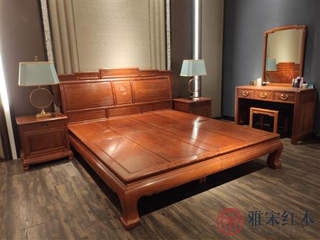 1.5米/1.8米吉祥大床