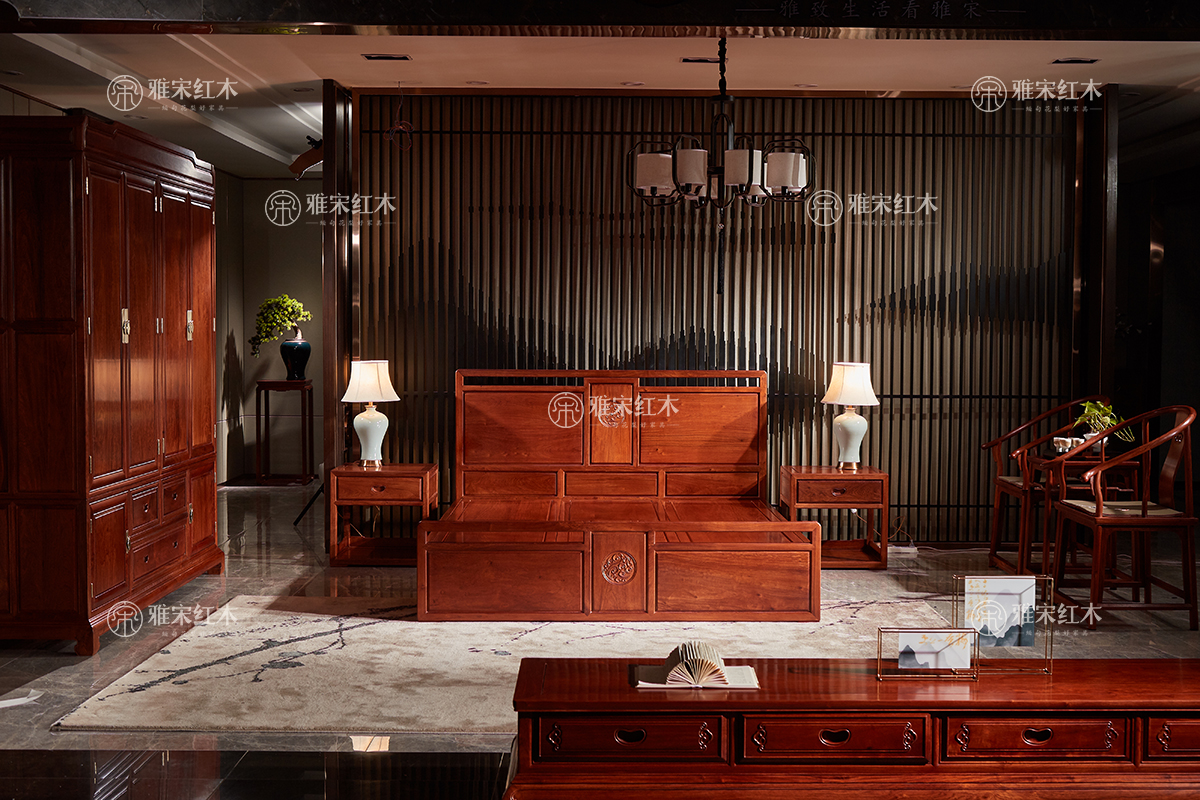 雅宋紅木：1.8米祥云大床